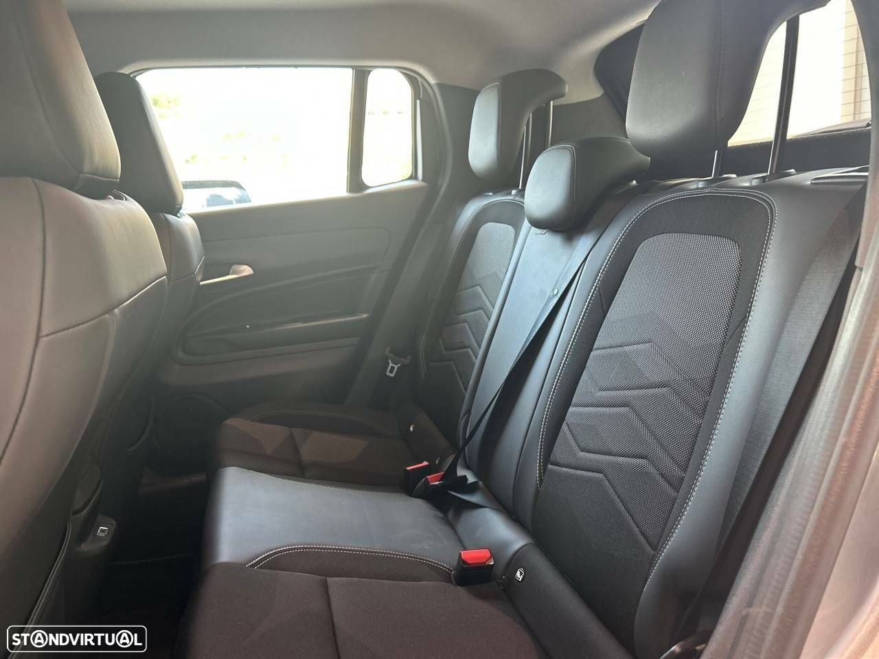 Jeep Avenger 1.2 GSE T3 Altitude - 10