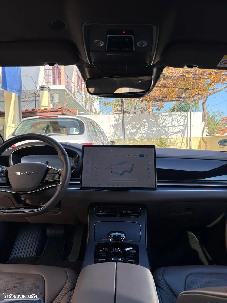 BYD Han 85.4 kWh AWD Executive - 19