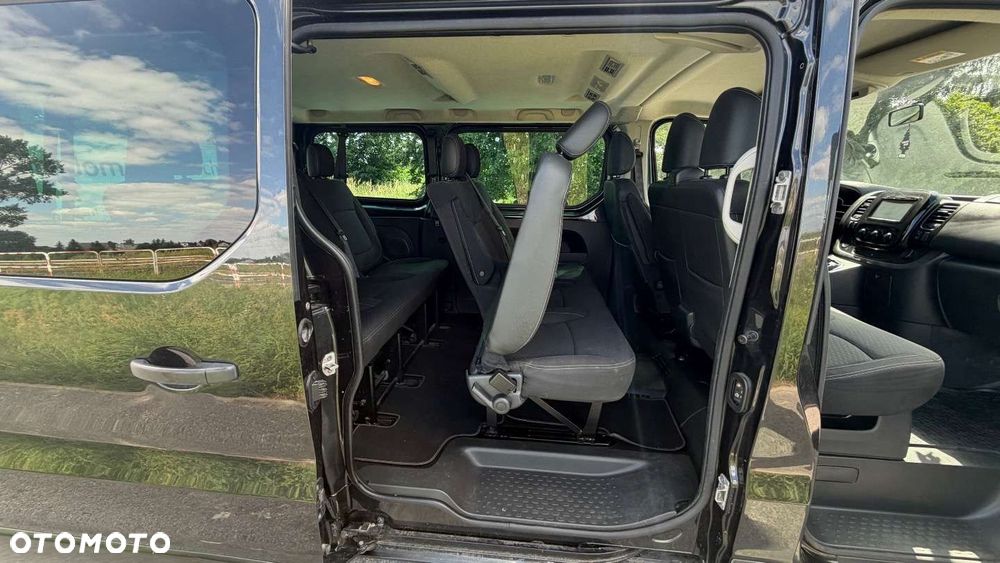 Opel Vivaro - 22