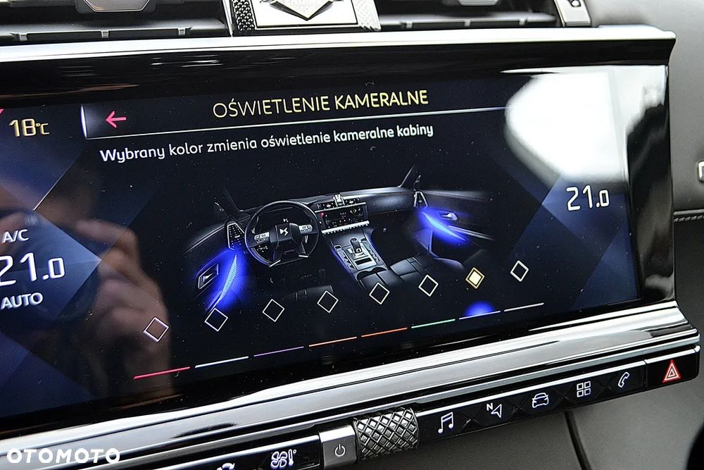 DS Automobiles DS 7 Crossback - 32