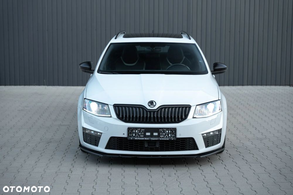 Skoda Octavia 2.0 TDI RS DSG - 4
