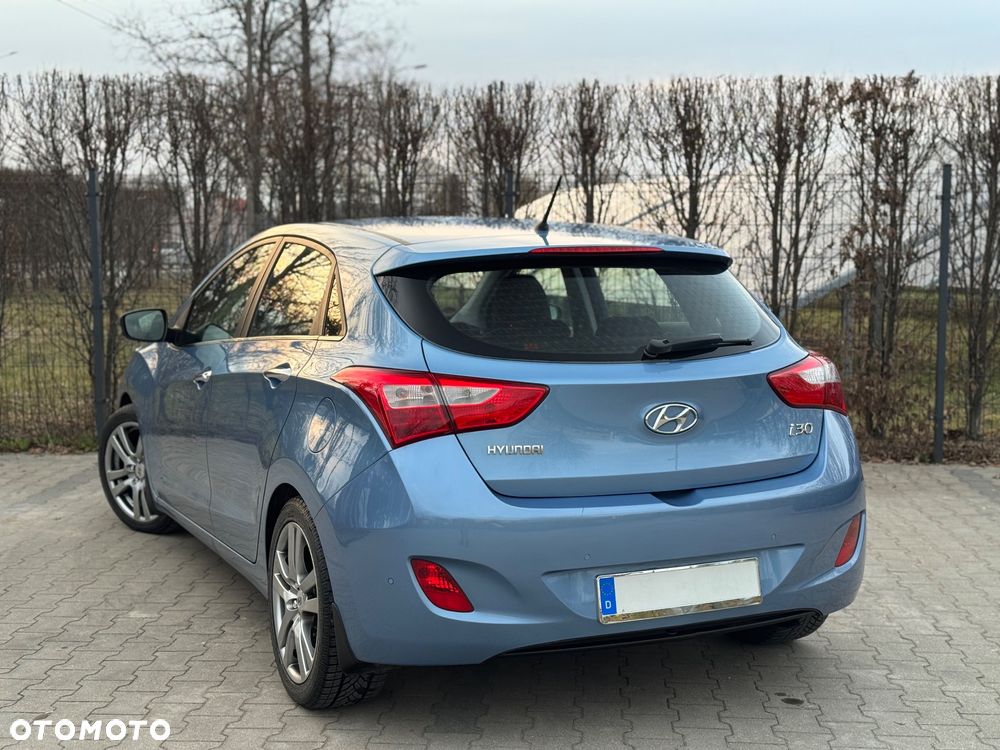 Hyundai i30 1.6 Automatik Style - 12