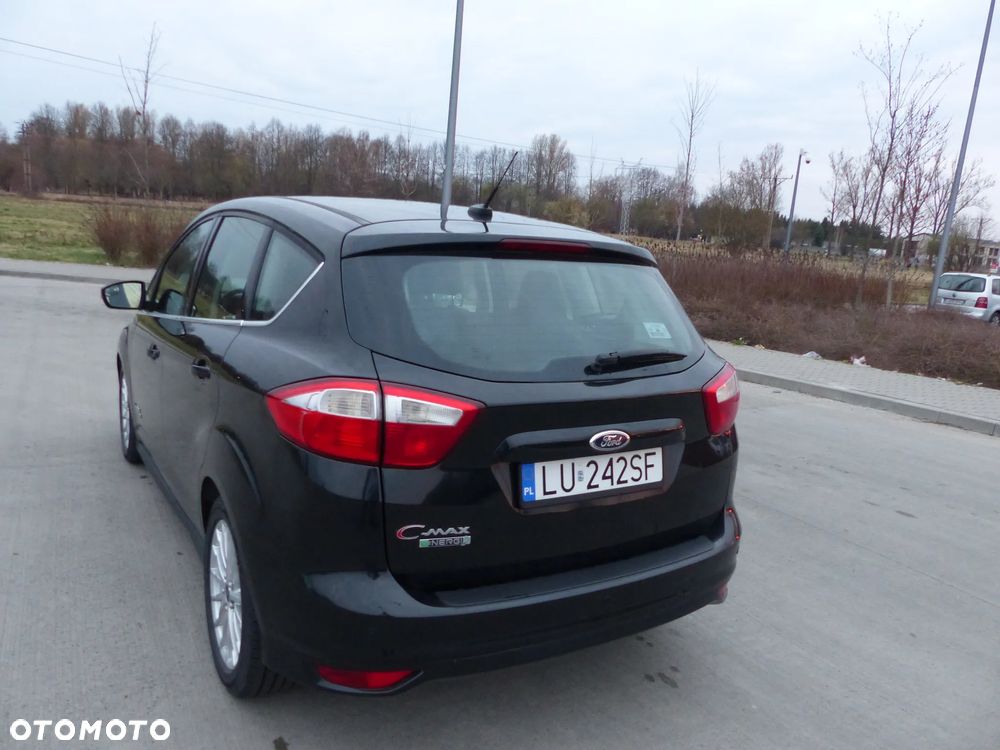 Ford C-MAX - 12