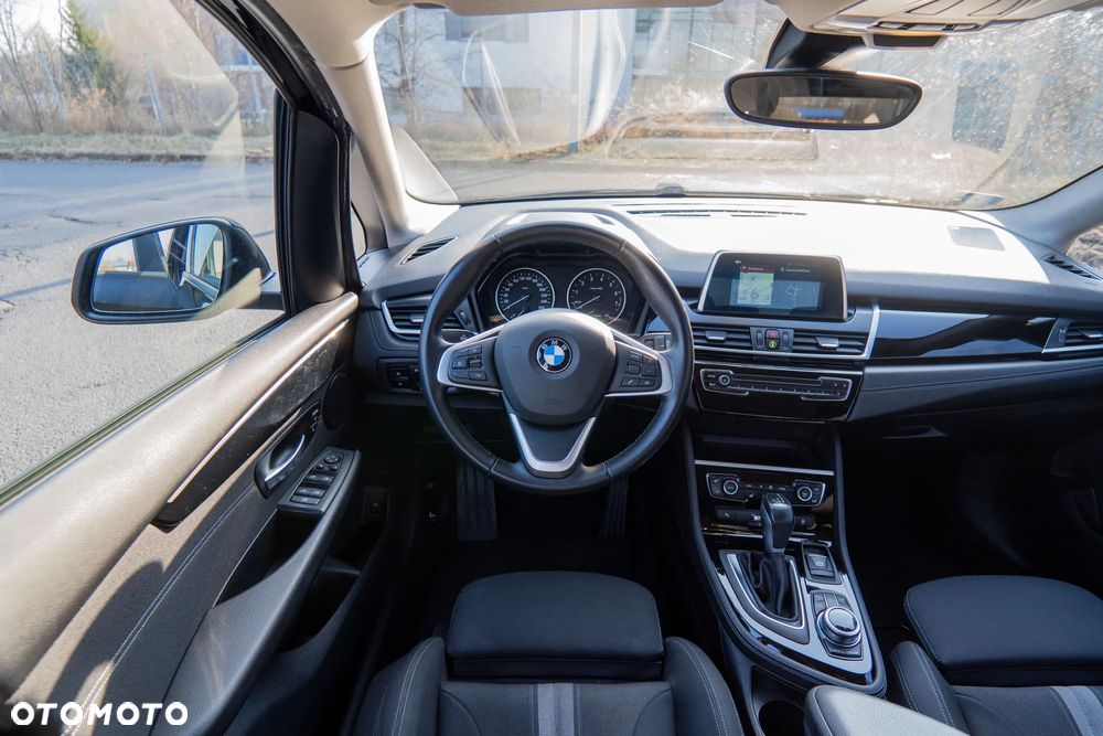 BMW Seria 2 218i Sport Line - 12