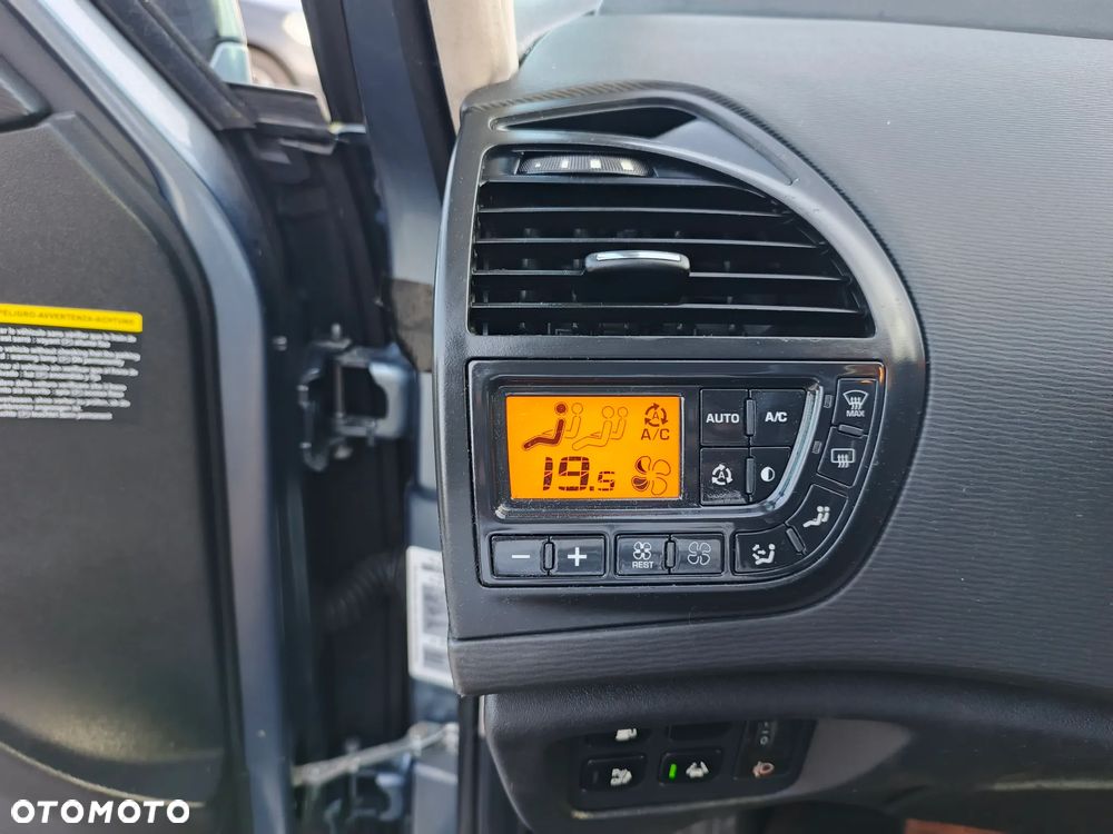 Citroën C4 Grand Picasso 2.0i Impress Exclusive MCP - 23
