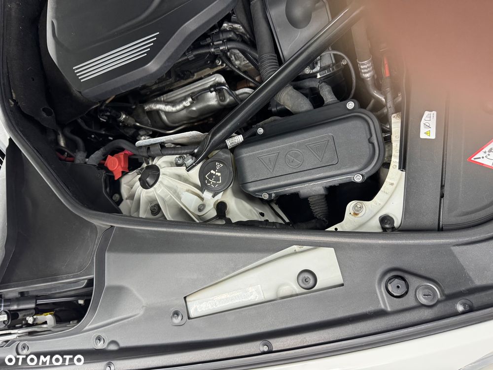 BMW Seria 5 520d Luxury Line - 28