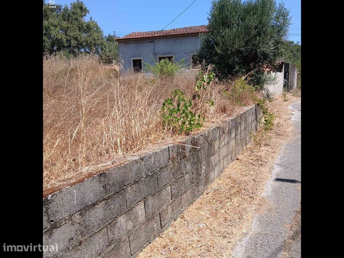 Terreno ruína junto ao Agroal - Grande imagem: 2/6