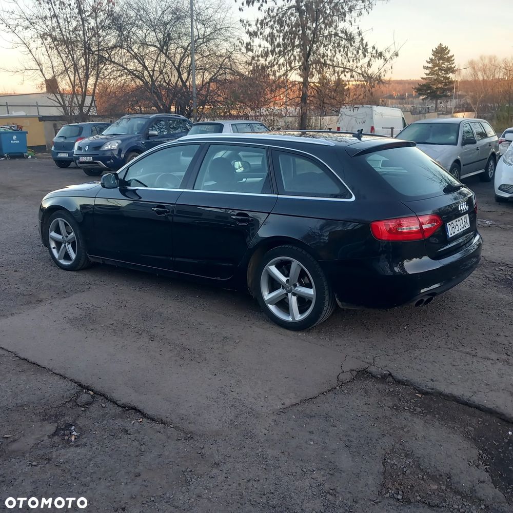 Audi A4 Avant 2.0 TDI DPF Ambiente - 4