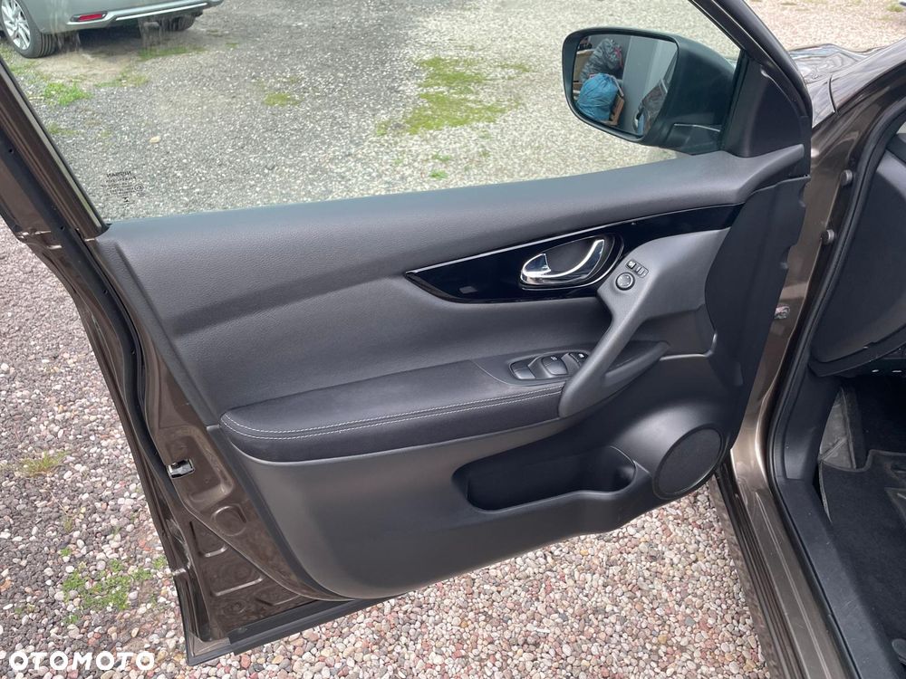 Nissan Qashqai 1.2 DIG-T N-Connecta - 18