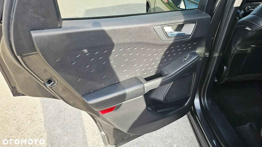 Ford Kuga 1.5 EcoBoost 4WD Titanium Plus - 28