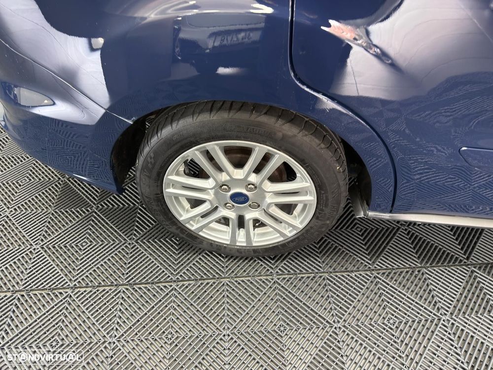 Ford Tourneo Courier 1.0 EcoBoost Titanium - 9