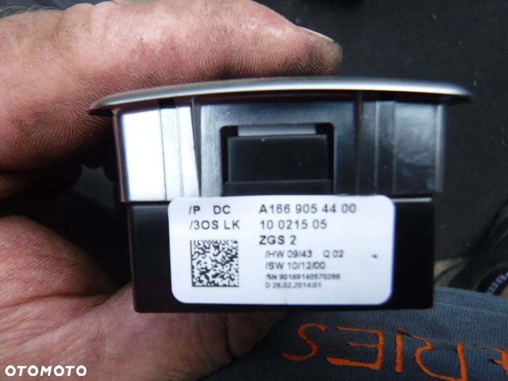 Mercedes CLA W117 przelacznik panel  szyb A1669054400 - 2