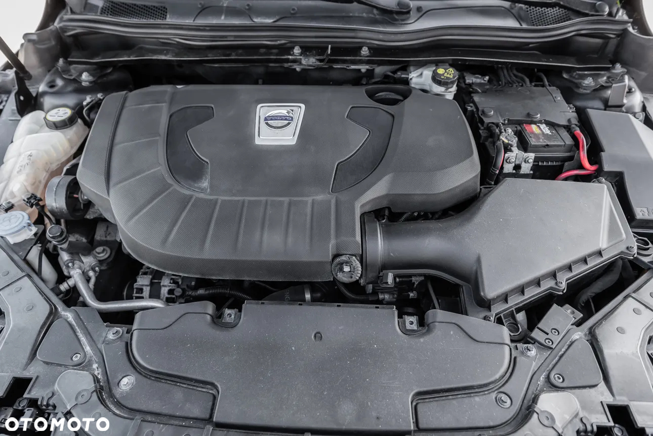 Volvo V40 Cross Country D4 Summum - 36