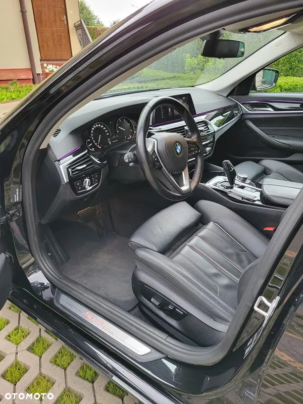 BMW Seria 5 520d Sport Line - 7