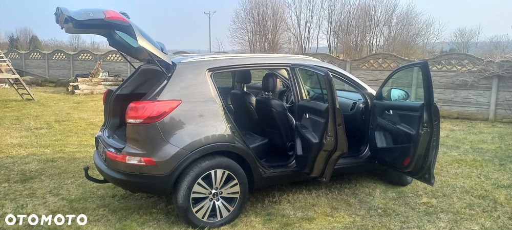 Kia Sportage 2,0 CRDI AWD Spirit - 7