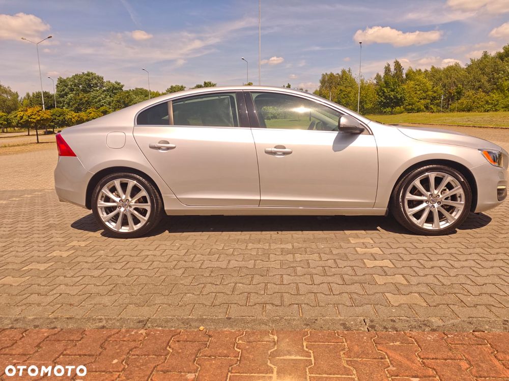Volvo S60 - 10