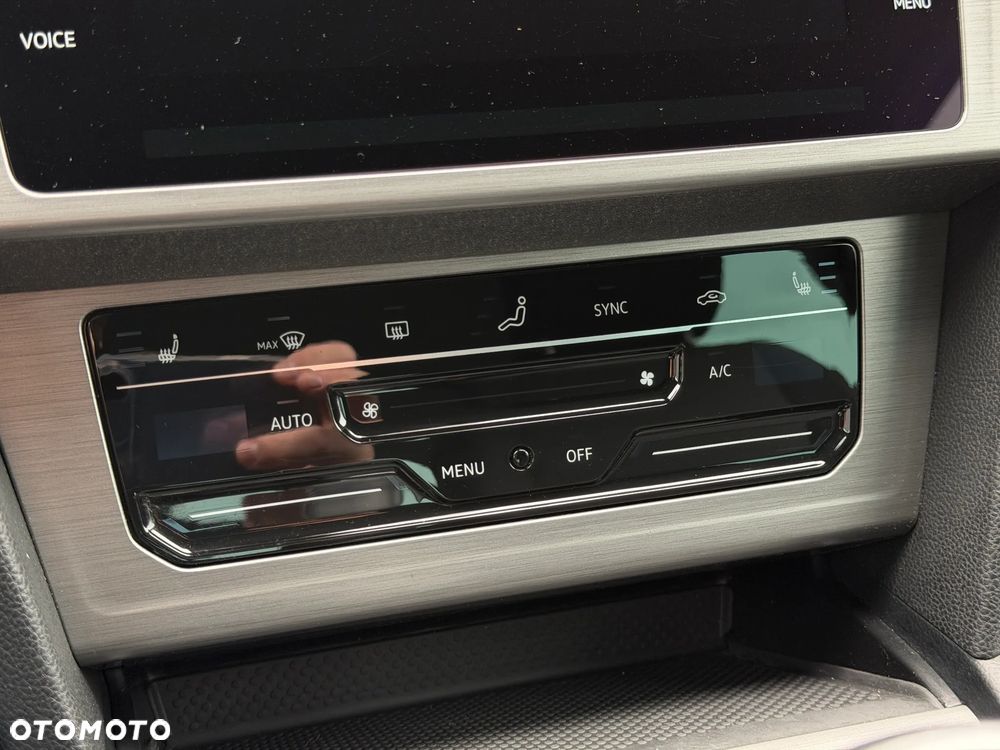 Volkswagen Passat 2.0 TDI EVO Essence - 19