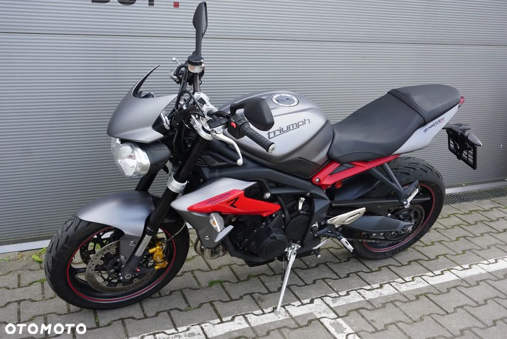 Triumph Street Triple - 13