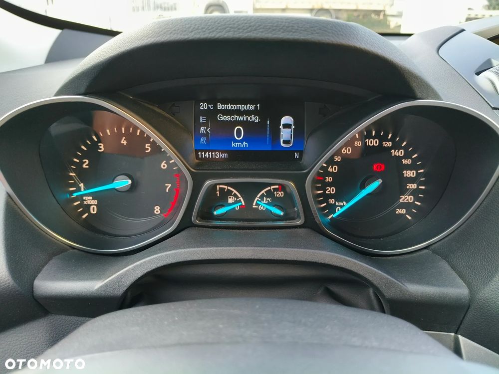 Ford Kuga - 13
