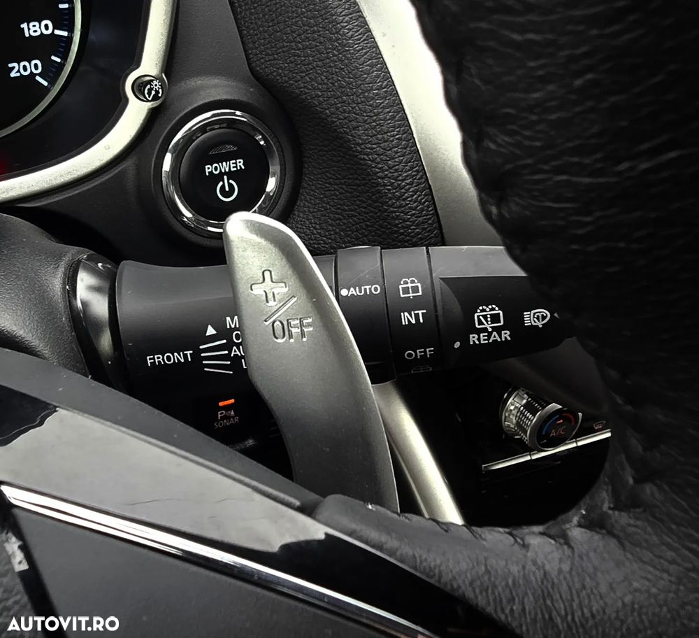 Mitsubishi Eclipse-Cross Plug-In Hybrid 4WD Plus Select - 37