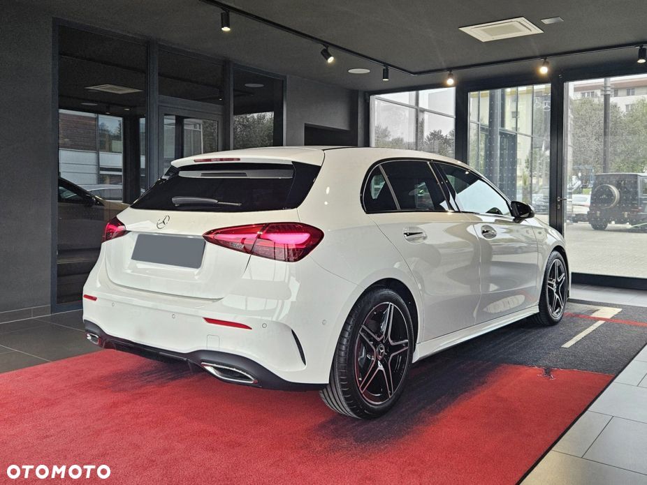 Mercedes-Benz Klasa A 220 4-Matic AMG Line 8G-DCT - 6