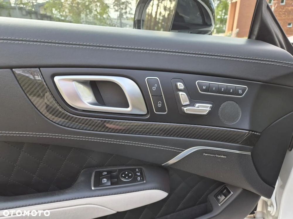 Mercedes-Benz SL 63 AMG AMG Speedshift 7G-MCT 2LOOK Edition - 17