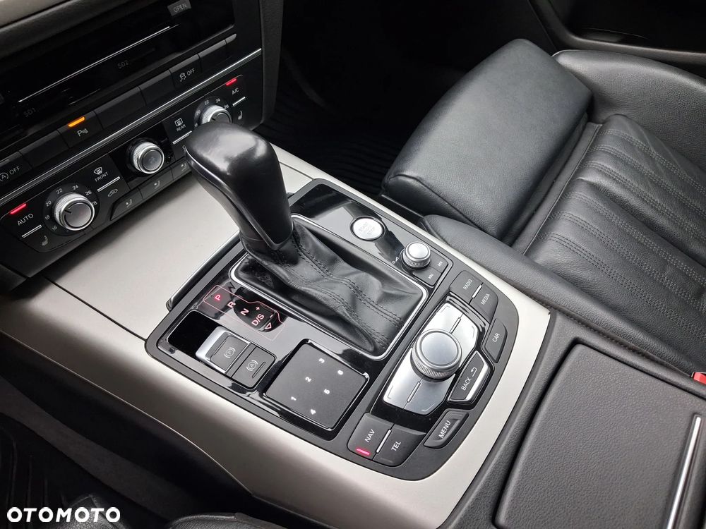 Audi A6 Avant 3.0 TDI S tronic - 31