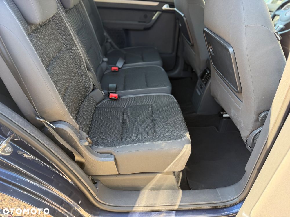 Volkswagen Touran 2.0 TDI DPF Comfortline - 33