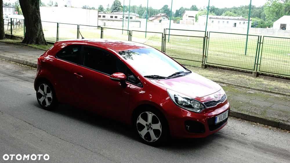 Kia Rio 1.4 Dream Team Edition - 39