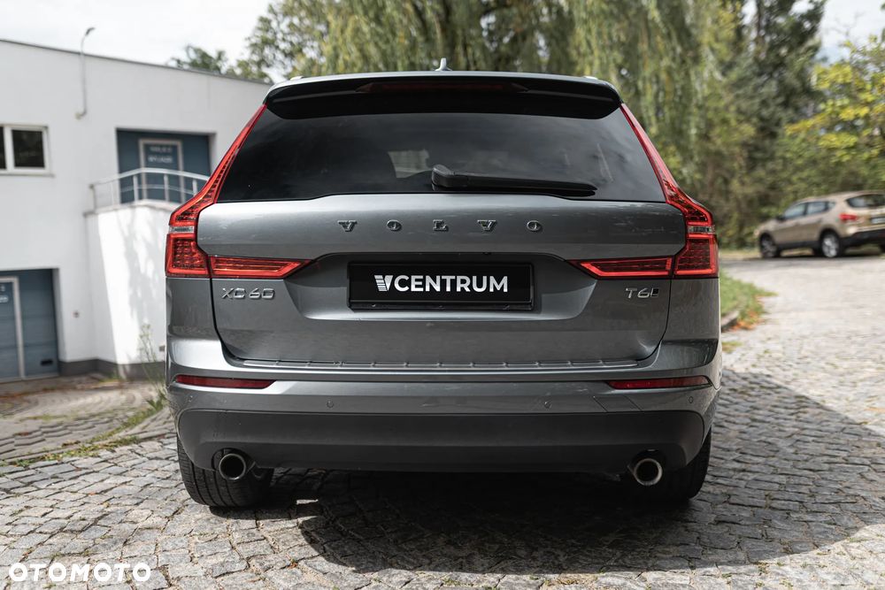 Volvo XC 60 T6 AWD Geartronic Momentum - 8