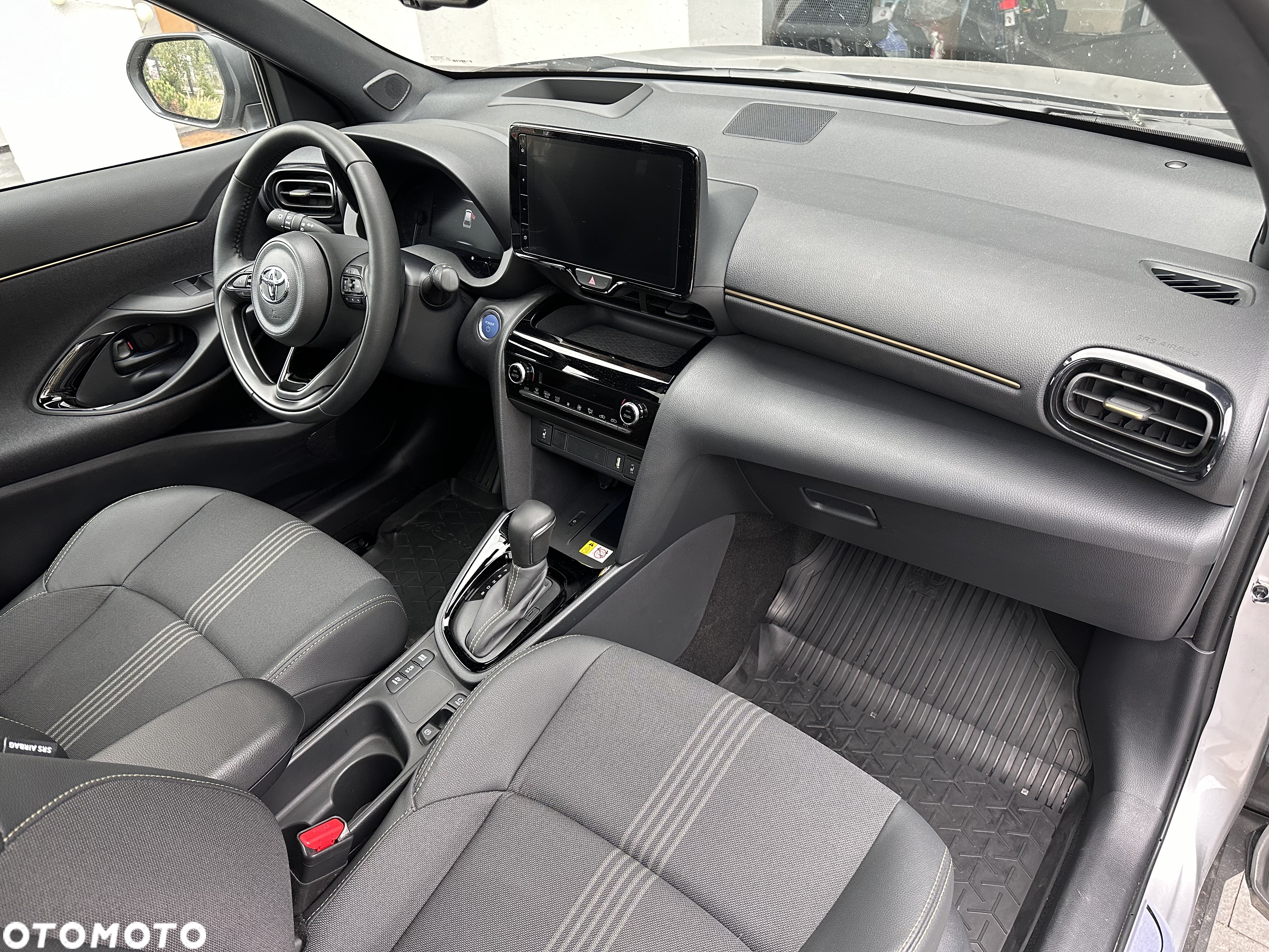 Toyota Yaris Cross Hybrid 1.5 Adventure - 17