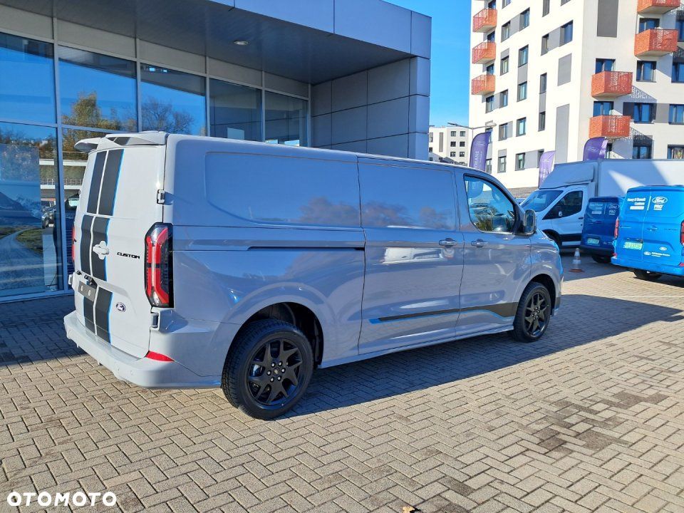 Ford Transit Custom - 8
