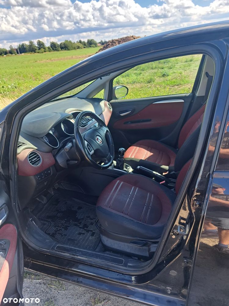 Fiat Grande Punto - 9