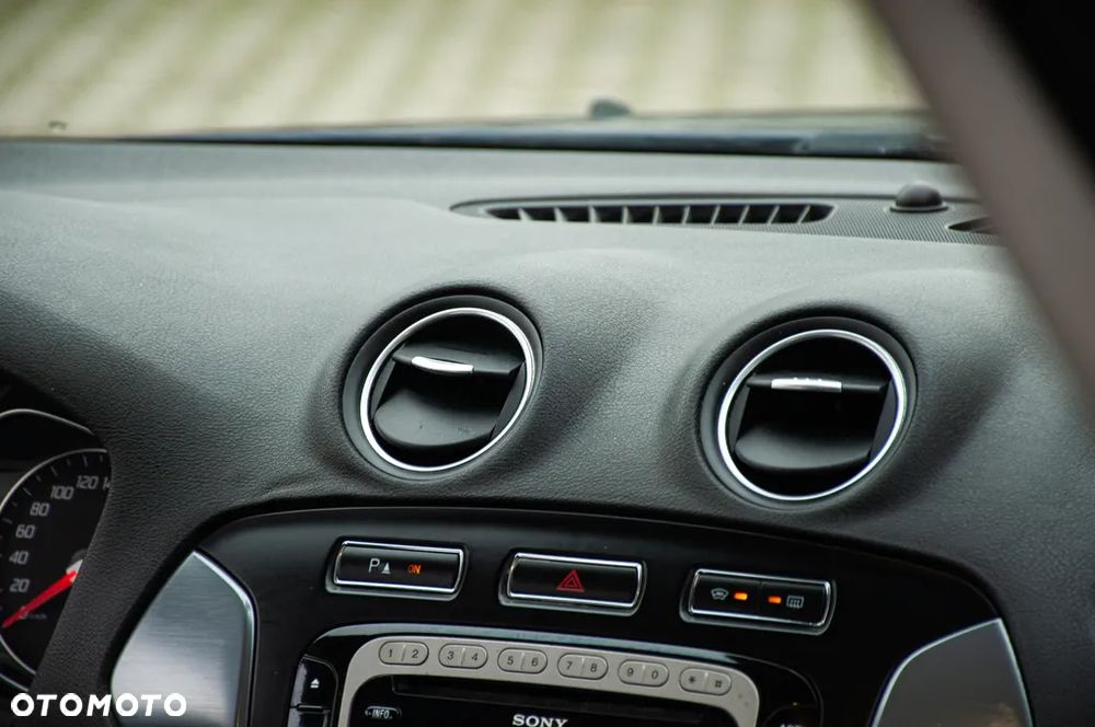 Ford Mondeo 2.0 TDCi Titanium S - 26