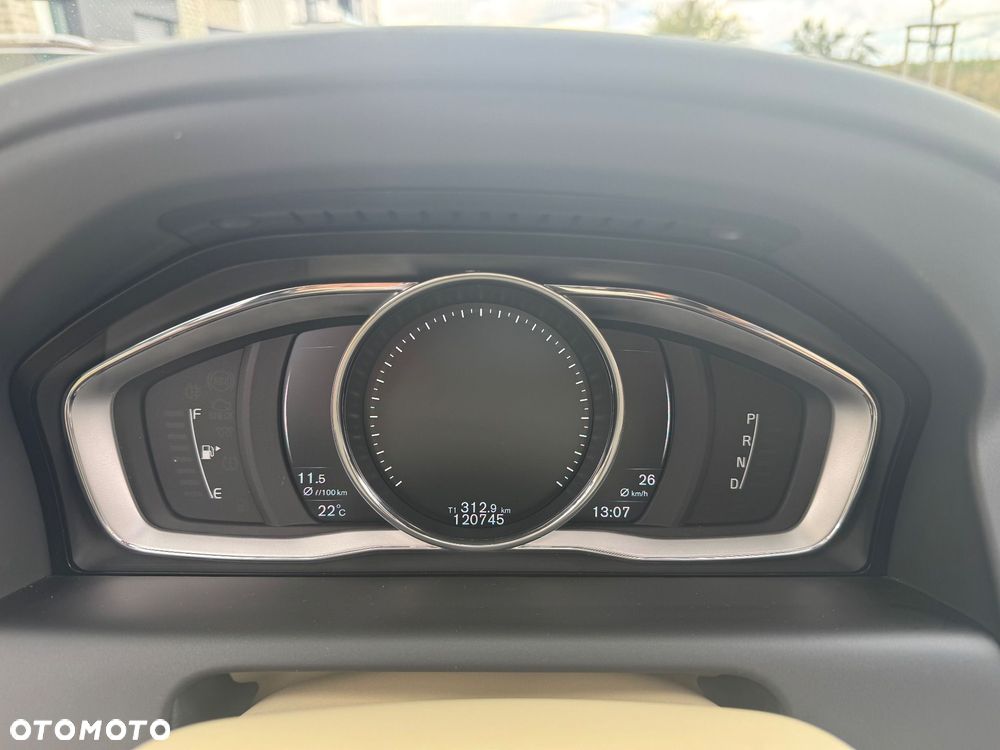 Volvo XC 60 D4 AWD Summum - 11