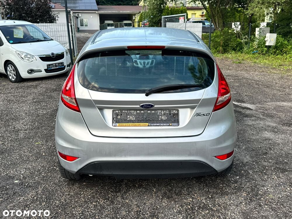 Ford Fiesta - 5