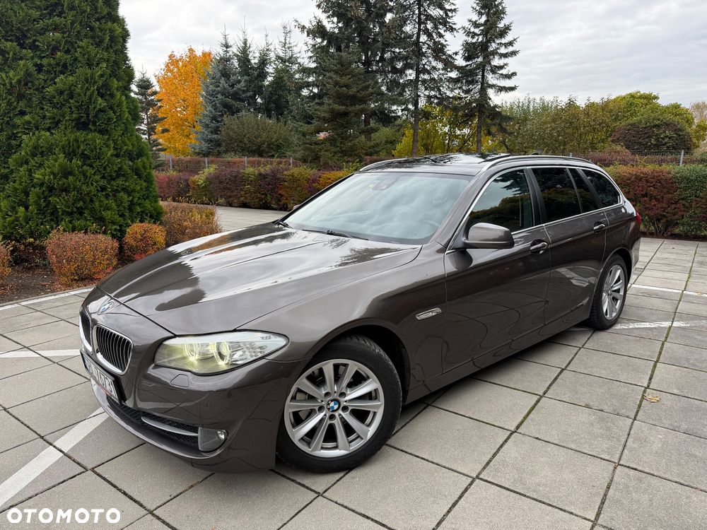 BMW Seria 5 520d Luxury Line - 26