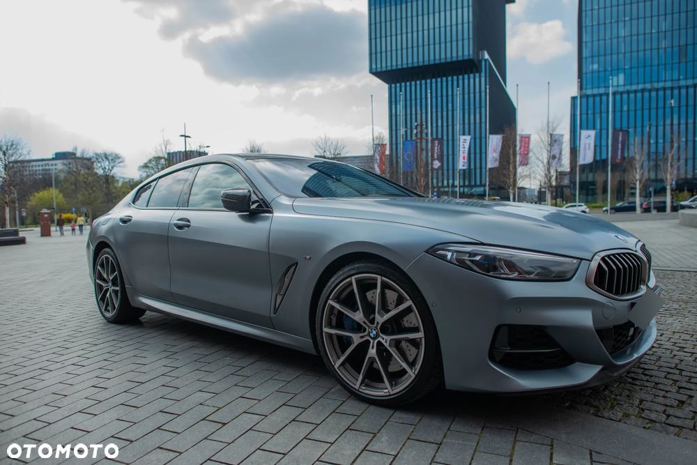 BMW Seria 8 - 25