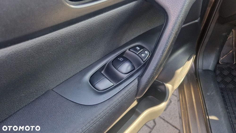Nissan Qashqai - 26