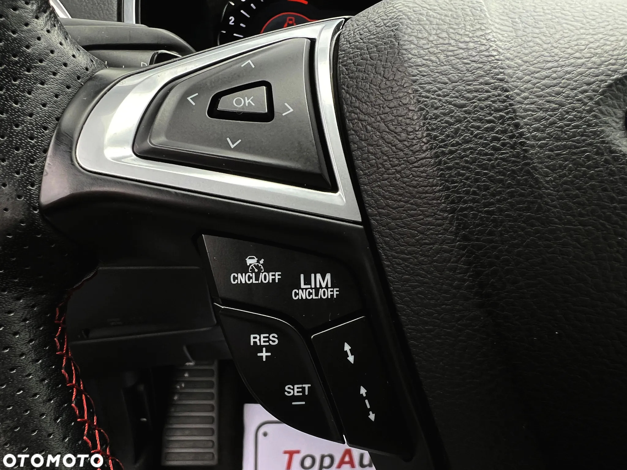 Ford S-Max 2.0 EcoBlue ST-LINE - 26