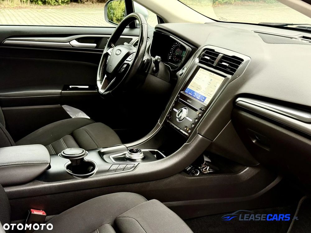 Ford Mondeo 2.0 EcoBlue Titanium - 11