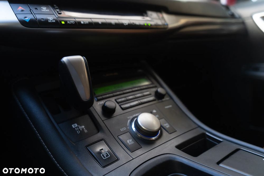 Lexus CT Luxury Line - 32