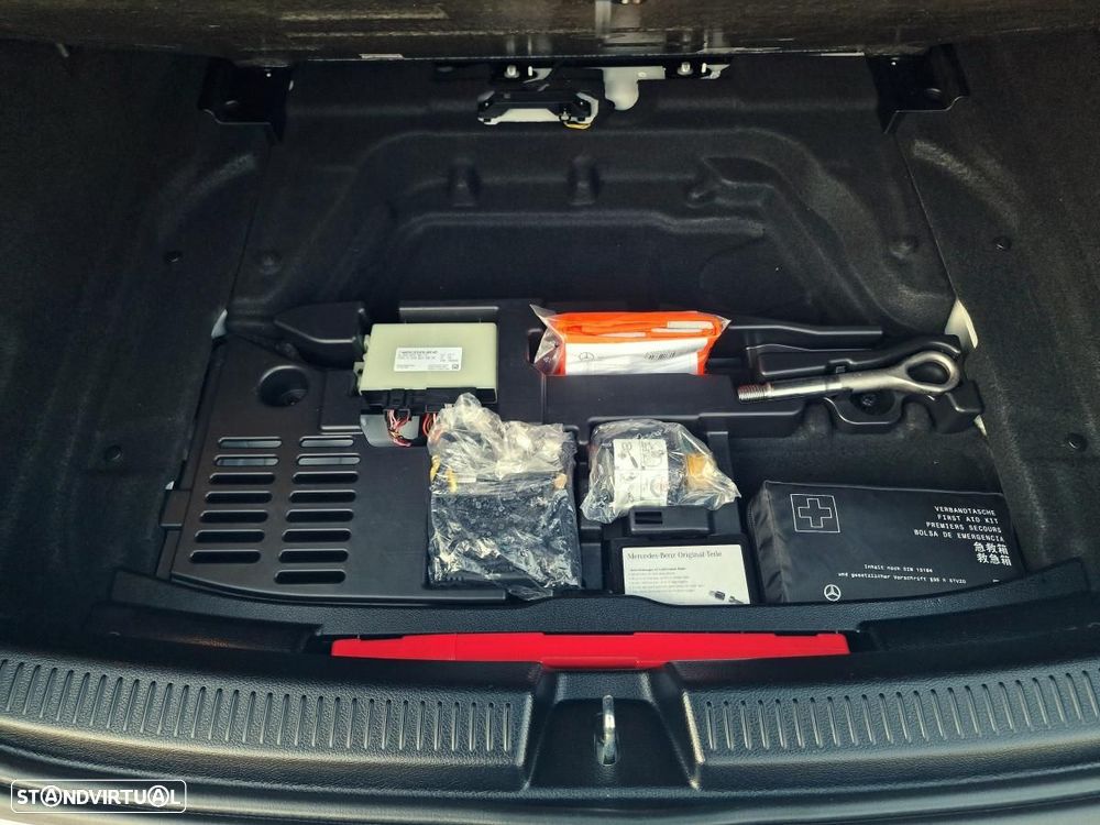 Mercedes-Benz A 180 d AMG Line Aut. — fotografia 26
