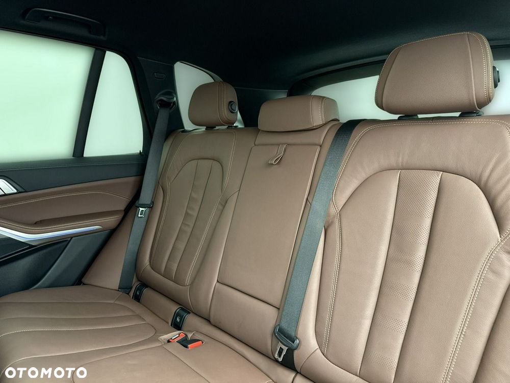 BMW X5 - 19