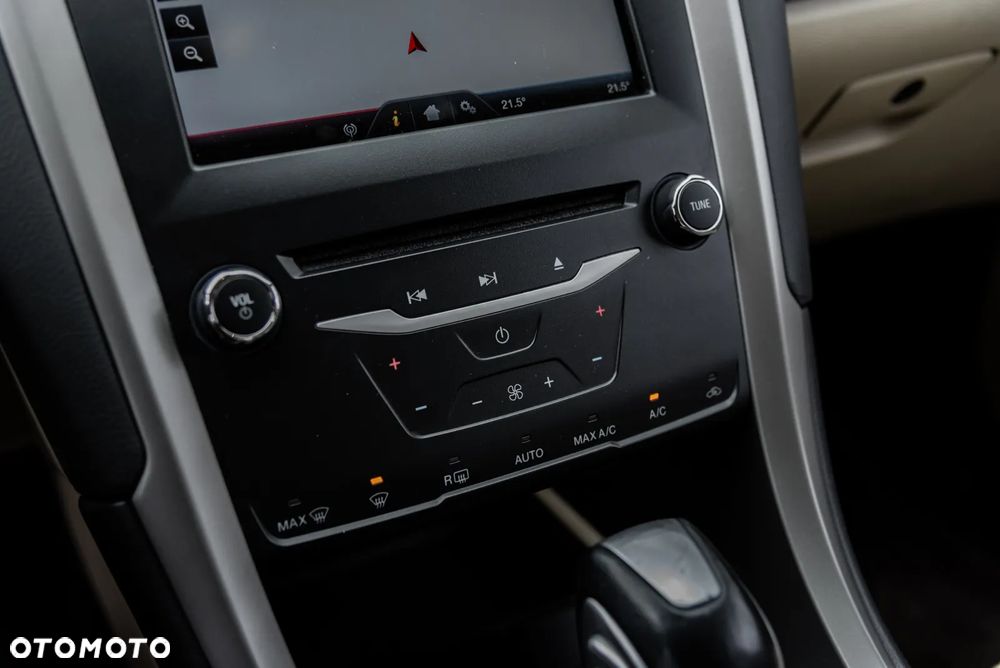 Ford Mondeo - 39