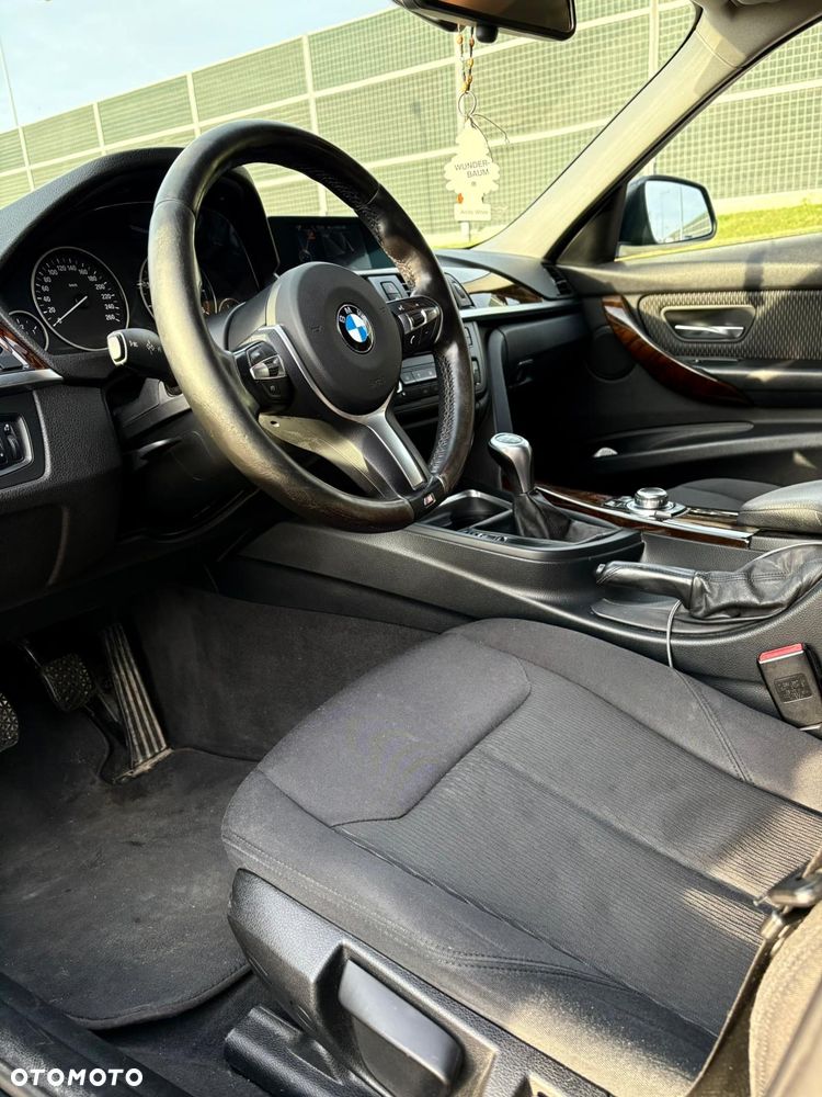 BMW Seria 3 320d - 5
