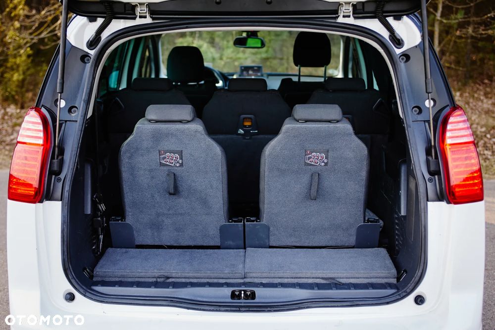 Peugeot 5008 HDI FAP 150 Allure - 33