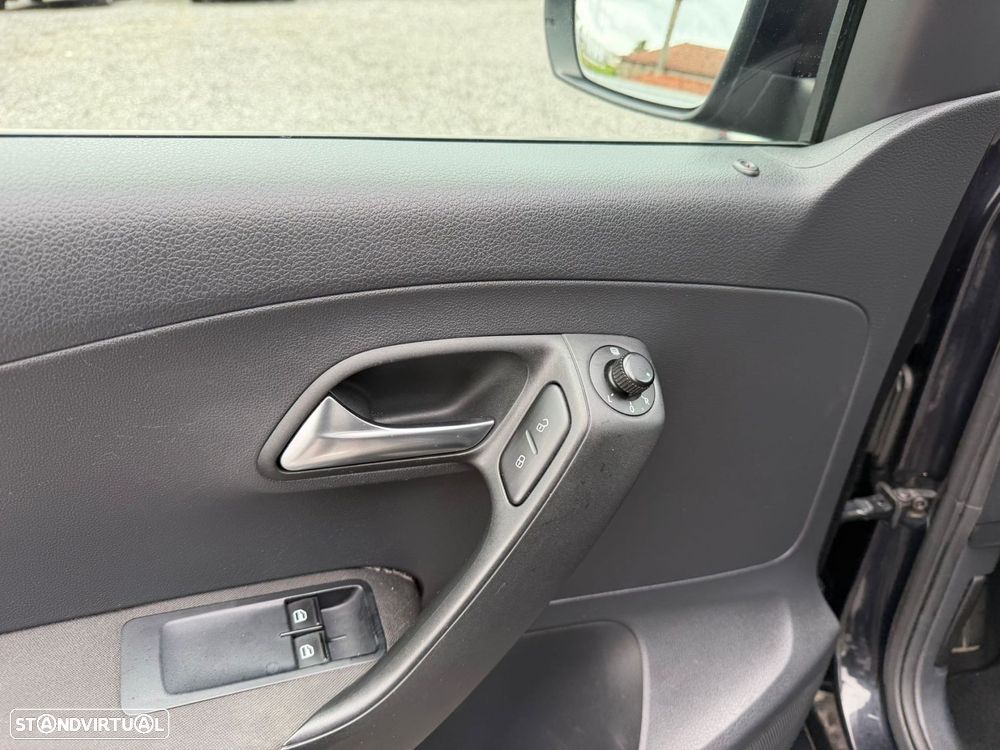 VW Polo 1.2 TDi Highline - 27