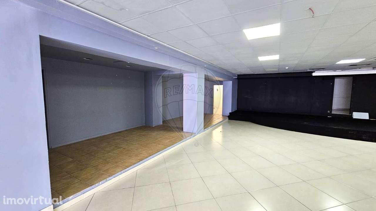 Armazém  para arrendamento - Grande imagem: 2/31