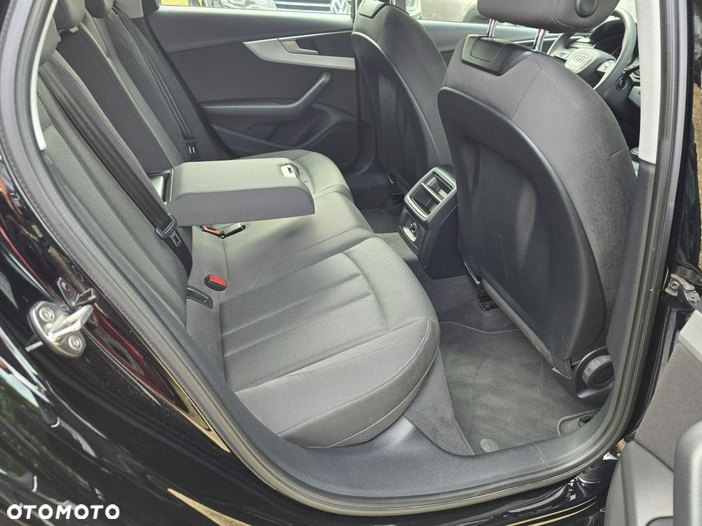 Audi A4 Avant 1.4 TFSI S tronic - 12